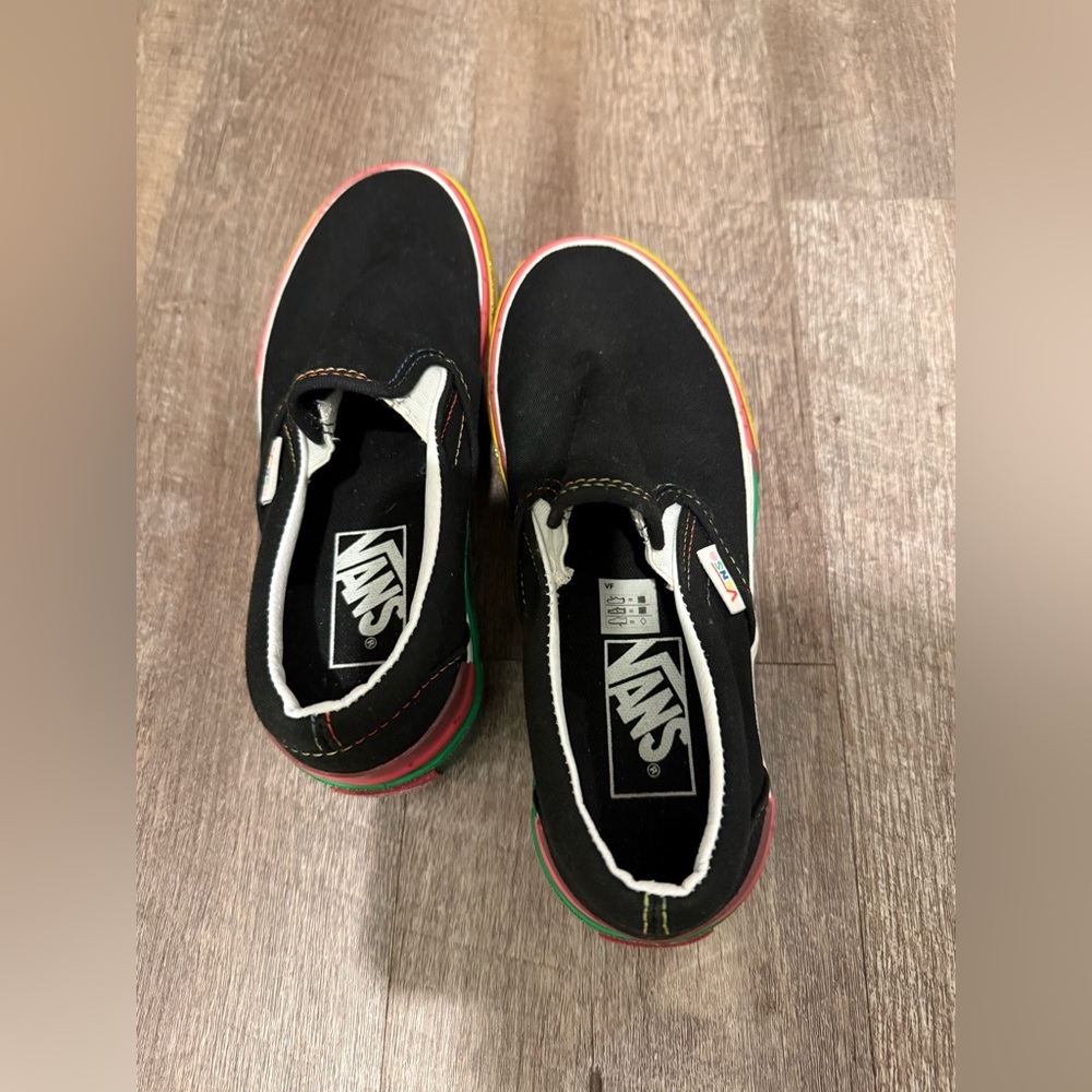 Vans Classic Slip-On Glitter Platforms - Picture 5 of 10